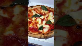 NEAPOLITANISCHE Pizza 🍕 in Wien West Hütteldorf 🟢⚪️ [upl. by Shifrah]