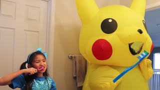 Wendy Pretend Play Morning Routine Brushing Teeth w Giant Pikachu Pokemon [upl. by Deys]