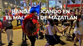 Bandas tocando en el Malecón de Mazatlán el domingo de Pascua [upl. by Delija]