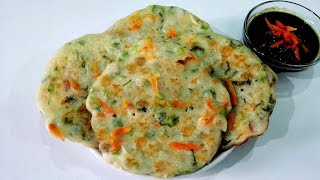 Bread Pancakes  Bread Uttappam  Easy Pancake Recipe with Leftover Bread [upl. by Dianthe330]