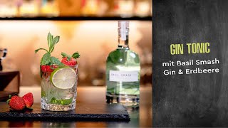 Strawberry Basil Lemonade  Gin Tonic mit Gin Basil SmashSodawasser amp ErdbeerWajos Cocktail Rezept [upl. by Einhpad]