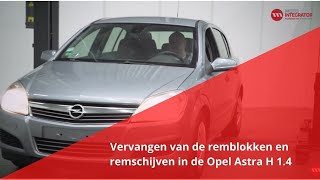 Vervangen van de remblokken en remschijven in de Opel Astra H 14 [upl. by Saberio789]