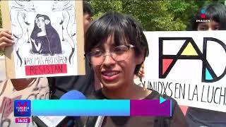 Marchan estudiantes de la UNAM para exigir transparencia del uso de recursos  Yuriria Sierra [upl. by Gloria505]