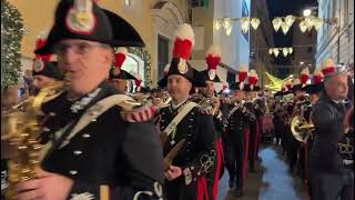 I carabinieri danno via alle feste di Natale con il concerto in Centro [upl. by Nahte]