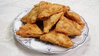 سمبوسة مقلية بطريقة مختلفة بورقة الجلاش  Fried Sambousek [upl. by Akirre800]