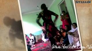 Pashto Mast SonG By Nazia Iqbal With Nice Afghani Girl Dance [upl. by Molohs]