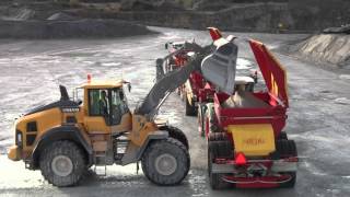 Atkins Bredal Lime Spreader Demo [upl. by Kennith753]