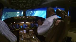 Extreme flying on 777 Simulator  UPRT [upl. by Peisch]