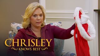 Chrisley Knows Best  Julie Teaches Chloe And Grayson The Meaning Of Christmas  Season 5 Ep 25 [upl. by Modesta]