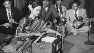 Geeta Dutt  Mohd Rafi Shamshad Beghum Nadiya kinare mora dera  Film  Tarang 1952 [upl. by Adnilreh]