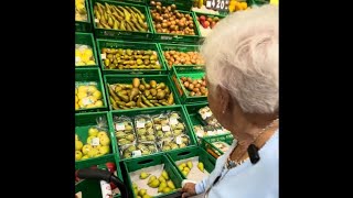 Abuela Cubana de 90 años hace compra en el Mercadona en España🇨🇺🇪🇦 [upl. by Jeggar]