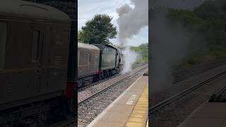 7029 ‘Clun Castle’ powers away from Tamworth [upl. by Rollecnahc42]