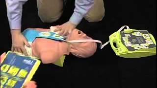 ZOLL AED Plus Trainer 2  4 Running Scenarios  wwwhjertevagtdk [upl. by Ranitta]