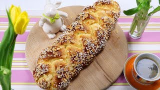 Watteweicher Hefezopf  Osterzopf mitohne Rosinen  locker und saftig  Braided Yeast Bun [upl. by Celeski241]