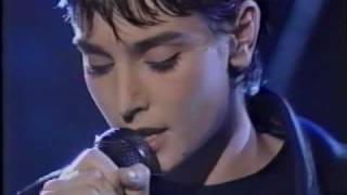 Sinead OConnor  Thank You For Hearing Me performance 1994HQ [upl. by Akital]