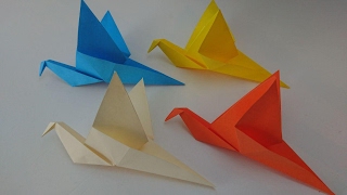 Como hacer un pájaro de papel que aletea  Origami fácil tradicional [upl. by Drue633]