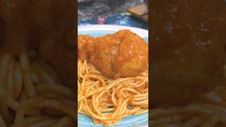 ¿Cómo preparar TALLARINES ROJOS con POLLO La receta completa en nuestro canal 😋 [upl. by Aihsemaj]