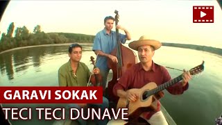 Garavi Sokak  quotTeci teci Dunavequot dunavska intima 03 bez cipela i struje [upl. by Karub]