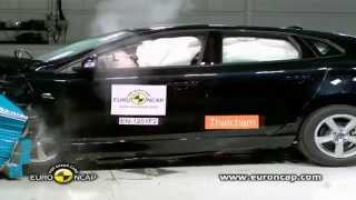 Crash Test 2012 New Volvo V40  5 Stars Euro NCAP [upl. by Cha]