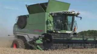 Fendt Mähdrescher 9460 R  Neue Maßstäbe in der Erntetechnik  Fendt [upl. by Rosalind984]