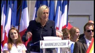 Premier défilé du 1er mai pour Marine Le Pen [upl. by Badr]