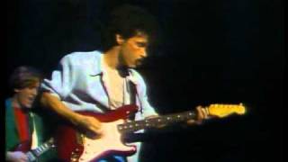 Hall amp Oates  Introduction live in Montreal March 1983 [upl. by Ko]