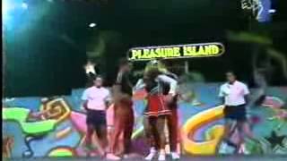 University of Cincinnati Partner Stunt Cheerleading 1995 [upl. by Viafore]