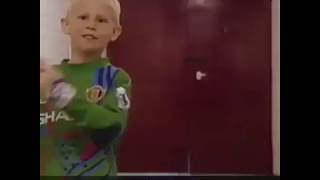 Kasper Schmeichel amp Tom Ince at Old Trafford as kids [upl. by Lenard]