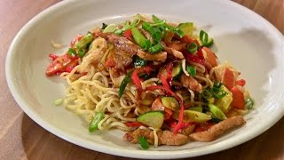 Gebratene Asia Nudeln mit Teriyaki SauceGebratene Nudeln wie vom Asia Imbiss [upl. by Kester]