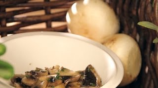 Champignons putzen Einfach kochen [upl. by Halstead375]