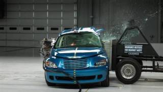 2008 Chrysler PT Cruiser side IIHS crash test [upl. by Hufnagel169]