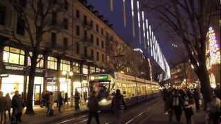 Weihnachtsbeleuchtung an der Bahnhofstrasse in Zürich  The World largest timepiece [upl. by Elwee]