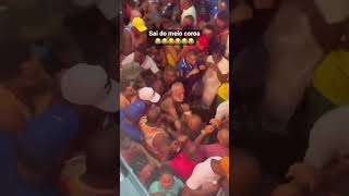 O carnaval 2024 começou 🤣🤣 sai do meio coroa aí e a pipoca do Bell Marques [upl. by Jeminah]