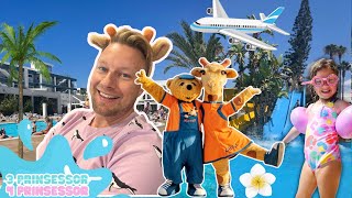 Vi åker till Cypern✈️☀️🌴 DEL 1  3prinsessor Vlogg 💕 Sunwing sandy bay Lollo amp Bernie [upl. by Aztiraj111]