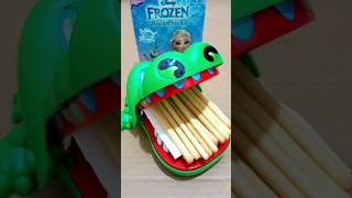 Asmr Crocodile Eating Frozen Biscuit Sticks shorts satisfyingvideo [upl. by Kcid]