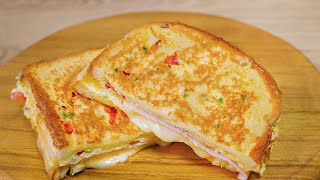 How To Make One Pan Egg Toast Easy amp Delicious Omelette Sandwich Recipe [upl. by Evslin]