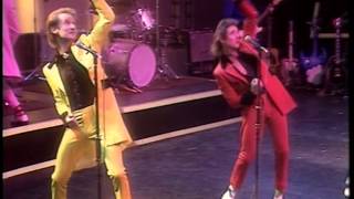 Showaddywaddy  Chain Gang on the Showaddywaddyshow [upl. by Bills]