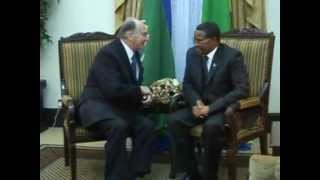 President Kikwete meets HH Prince Karim Aga Khan IV in Dar es salaam [upl. by Rehpotsirhcnhoj]