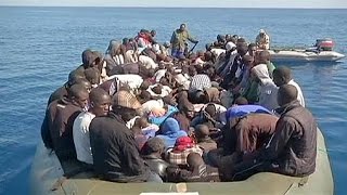 El Mediterráneo ruta migratoria más mortífera del mundo [upl. by Inafets795]