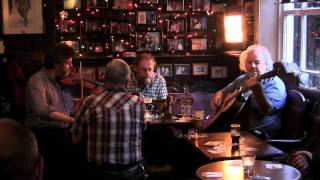 Traditional Irish Music The Brazen Head Dublin 1 [upl. by Dianna]