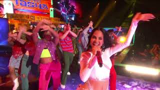 Natti Natasha  Ya No Te Extraño quotVersion Mamboquot En Vivo Desde Premios Lo Nuestro [upl. by Manda982]