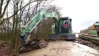 Kobelco SK75SR A De Heer land en water [upl. by Aivul72]