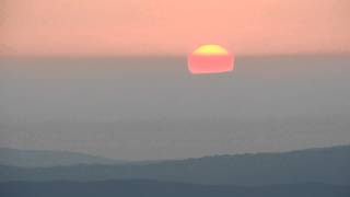 Soleil couchant sur le grand Colombier [upl. by Hildegaard]