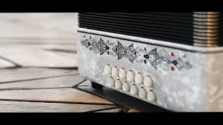 MONTANARI VALLENATO ACCORDION WHITE  Hermes Music Club [upl. by Nivets446]