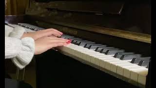 Ghaliaa  3abali Piano Cover عبالي  غالية [upl. by Ilera750]