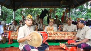 Balinese Gamelan  Tabuh LASEM  PENGECET [upl. by Farra]