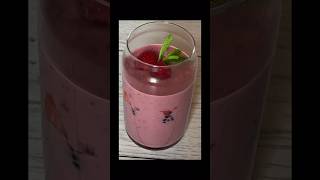 ￼ Berries smoothie سموذي التوتيات [upl. by Orteip]