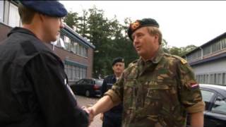 Prins van Oranje bezoekt Brigade Speciale Beveiligingsopdrachten 2010 [upl. by Ahsinak313]