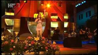 Lidija Bačić quotNEK SE VINO TOČIquot MIK 2011 live [upl. by Clio]