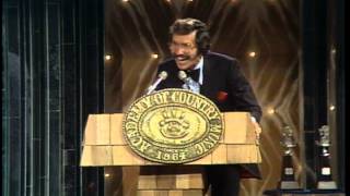 Loretta Lynn Wins Entertainer of the Year ACM Awards 1976 [upl. by Merceer]